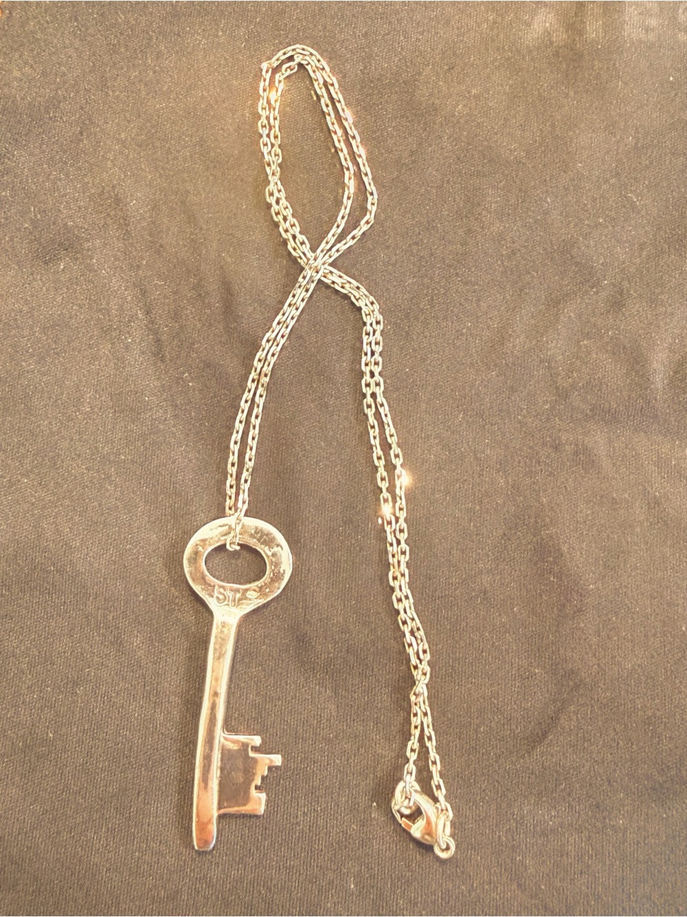 BRAND NEW Silver Key Pendant Necklace -  Sterling Silver **NEVER WORN**